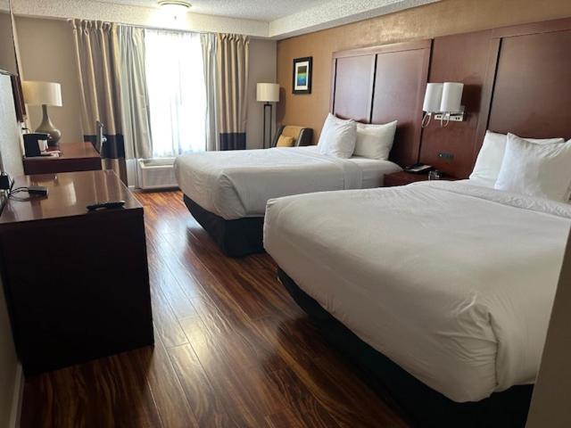 Red Lion Inn & Suites Auburn Buitenkant foto