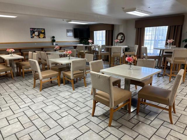 Red Lion Inn & Suites Auburn Buitenkant foto